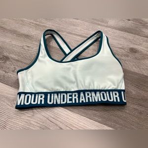 Under Armour padded sports bra xs